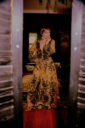 欧美成熟风模特美女写真图片